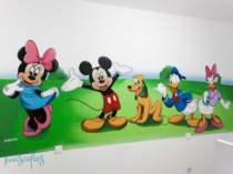 Murales-pintados-en-dormitorios-mickey-donald