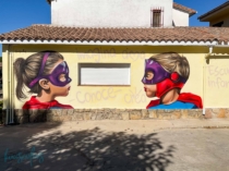 Murales-pintados-niños-superheroes