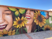 Murales-pintados-caras-chicaas