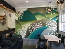 mural-japones-pintado-a-mano-en-restaurante