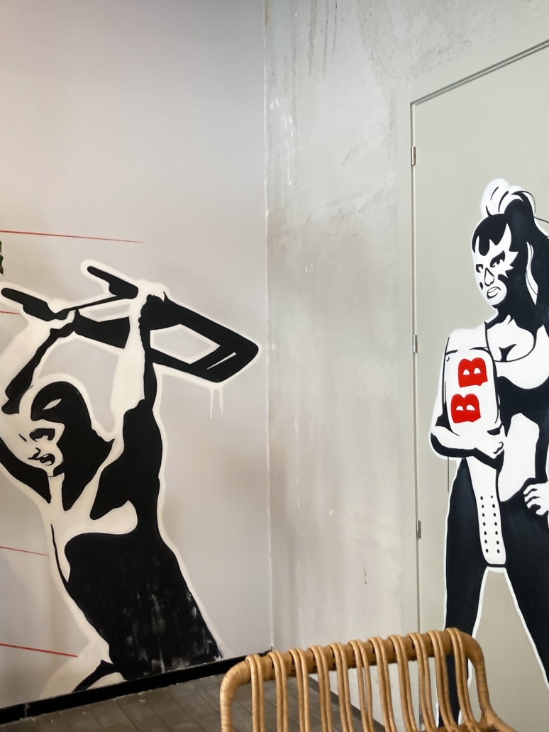 black-and-white-graffiti-murals